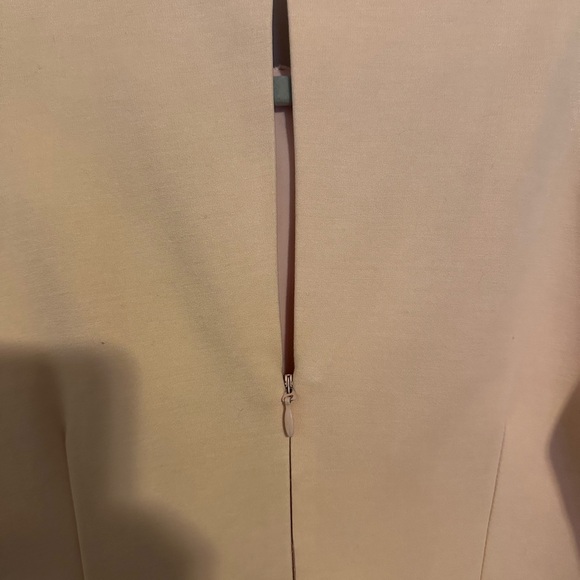 Elegant Pink Womens Dress Size Medium Keyhole Back Bell Hem Sleevless - Picture 4 of 6